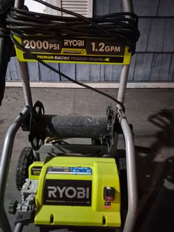 RYOBI Premium Electric Pressure Washer – 2000 PSI / 1.2 GPM