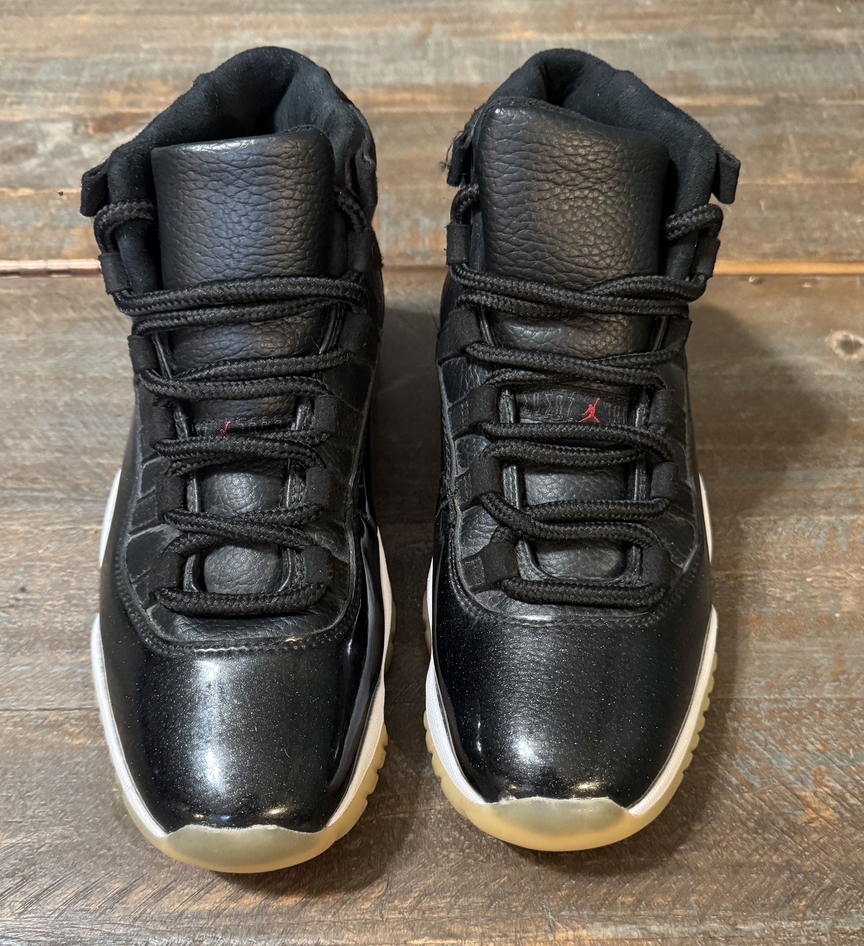 Air Jordan 11 Retro 72-10 Size 7