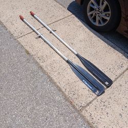 1 Set of 2,  6ft. Carviness Small Boat Ores, Paddles