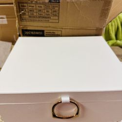 White Jewelry Box