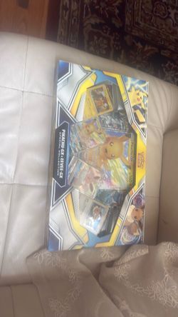 Pikachu and eevee go box
