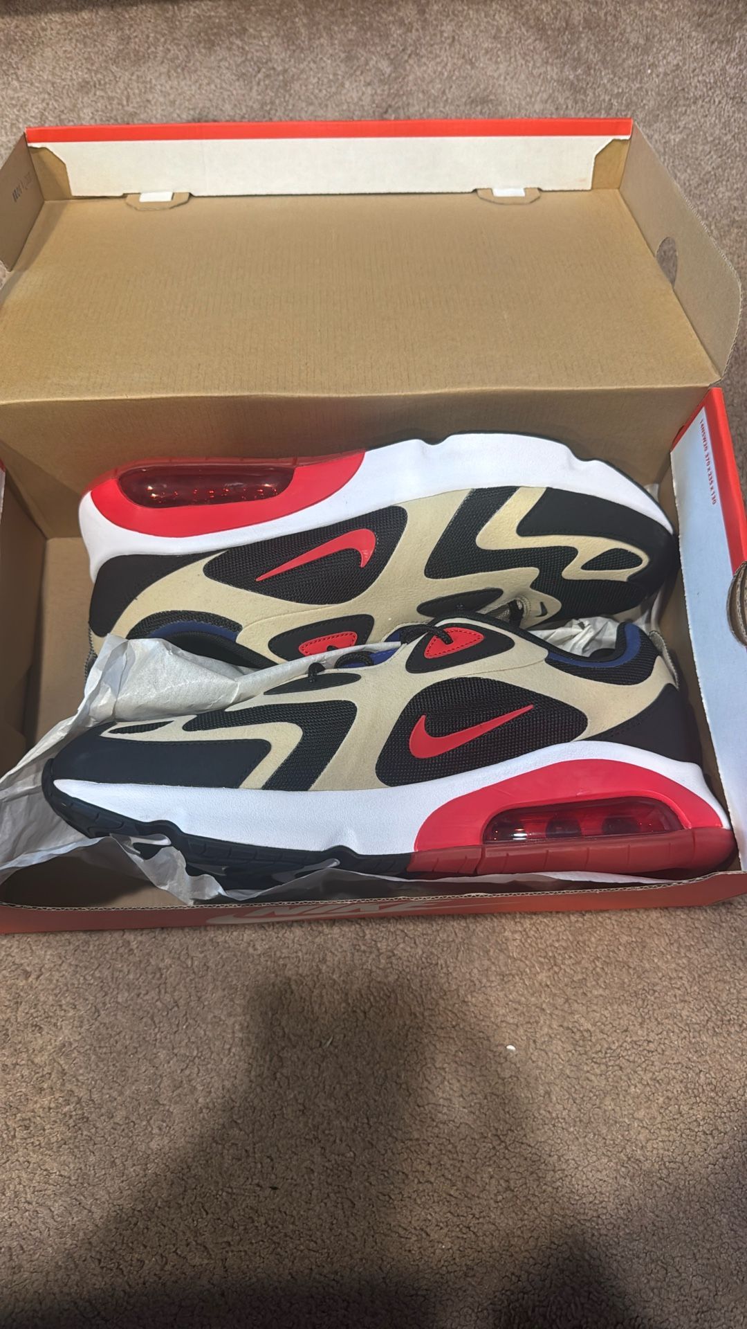 Air Max 200 Team Gold