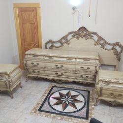 Solid Wood Bedroom Set