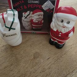 Vintage Santa Clause & Packages Salt & Pepper Shaker 