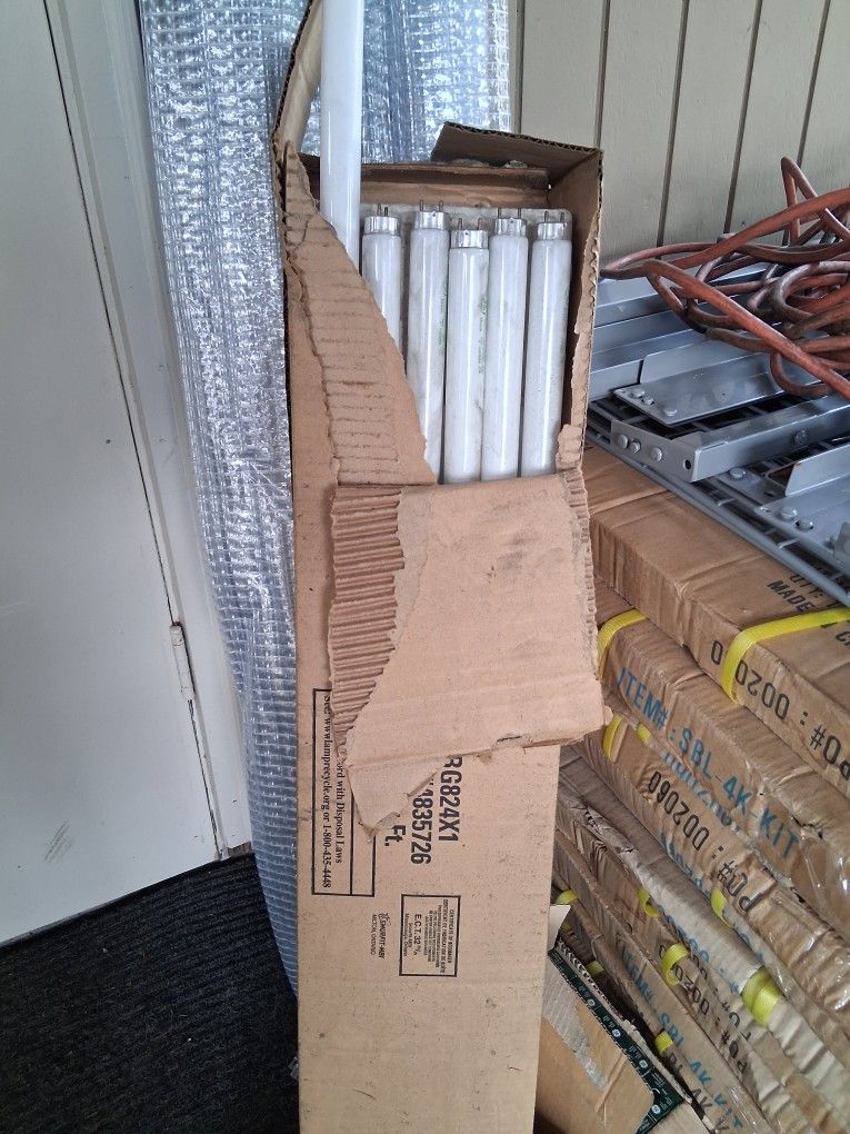 GE LIGHTING FLUORESCENT LAMPS