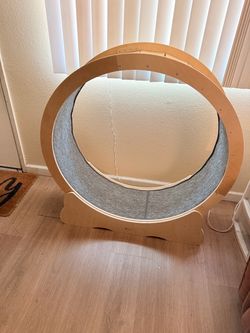 Large Wooden Cat Exercise Wheel