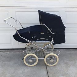 Authentic Gorgeous Vintage Pram/ Baby Carriage 