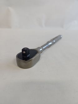 Craftsman 3/8" Drive CMMT111 Pear Head Ratchet P819353-S1
