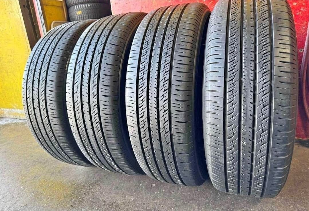 225 55 19 Tires Con 80% De Vida Las 4 De La Marca TOYO