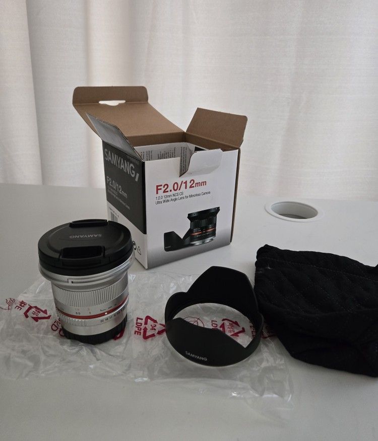 Samyang Lens F2.0/12mm