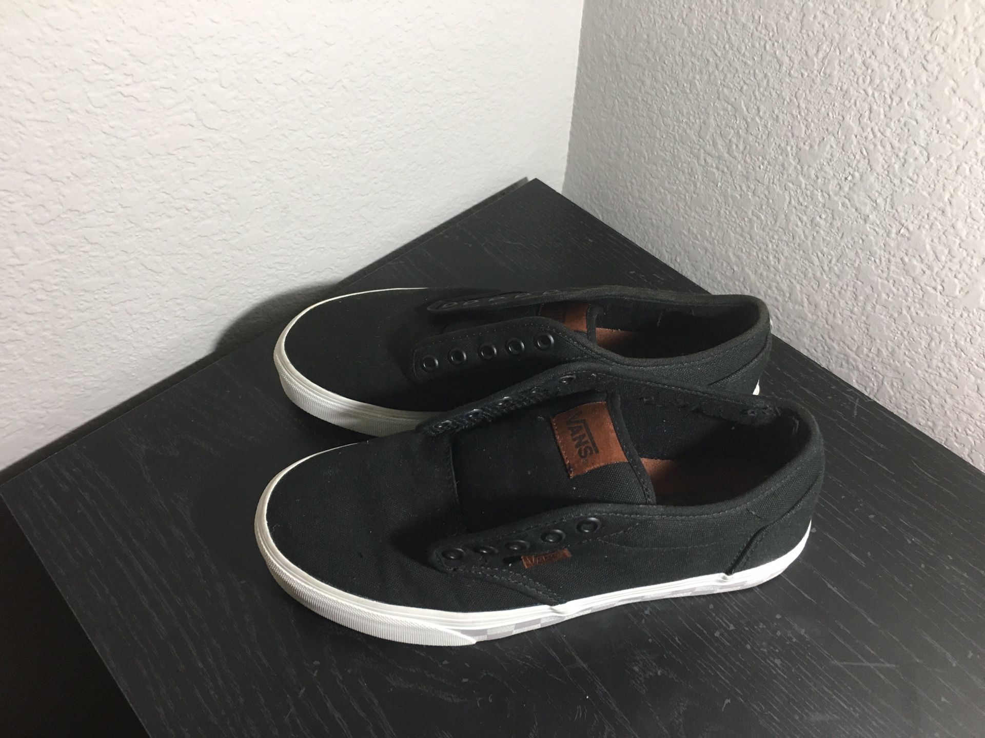 Vans black checkered size 7.5 no shoe laces