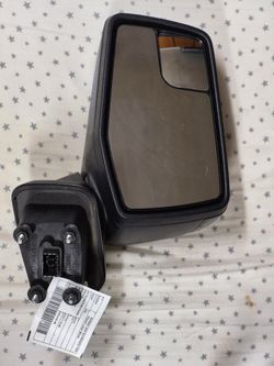 2020 Chevy Silverado 1500 driver mirror