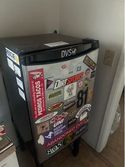 Danby 4.1 Cu. Ft. Mini Fridge w/ Freezer