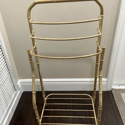 Standing Cloth / Towel Rack