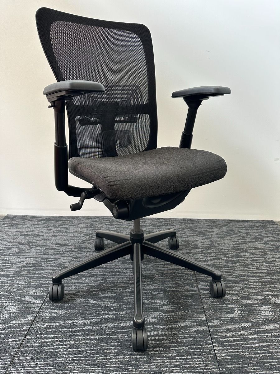 Haworth Zody Task Chair (Black/Brown-Black)