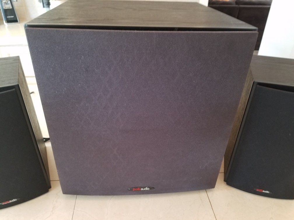 Polk Audio Powered Subwoofer PSW 108 and Pair of Polk Audio T15 100 watt Speakers