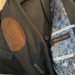 Suits , Blazers & Sport Coats / Dress Pants