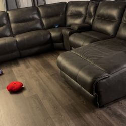 Caranova 6 Pc Dual Power Reclining Sectional