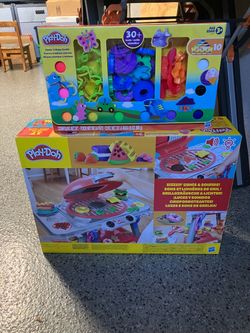 Two play doh items both new