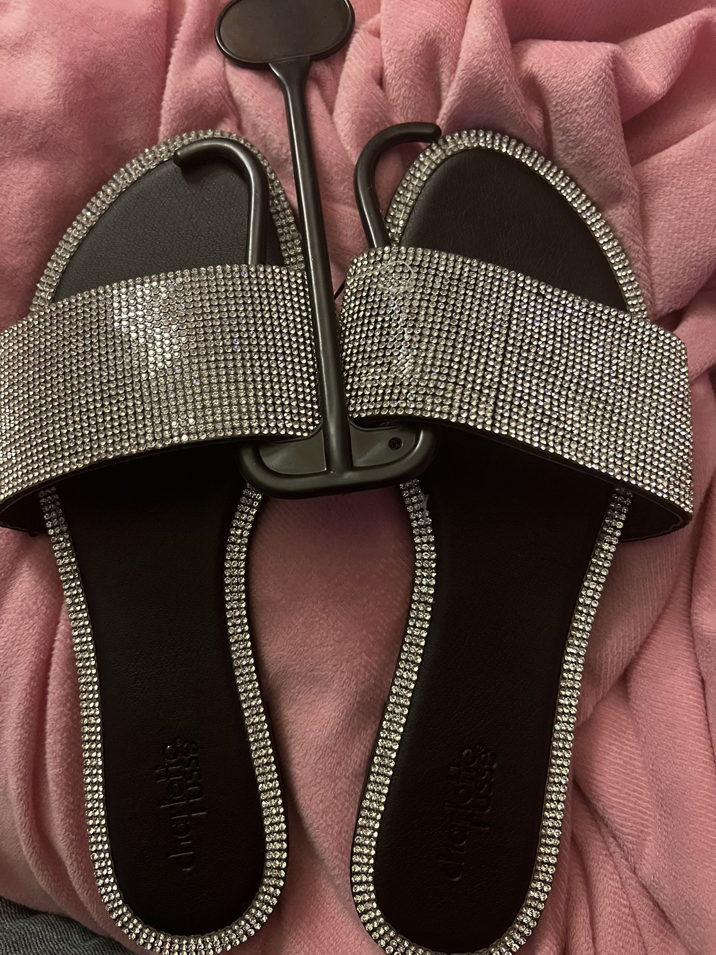 Brand New Size US 8W Black and Silver Sandals