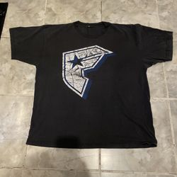 Vintage Famous Stars & Straps Y2K T-Shirt Faded Travis Barker SZ XL