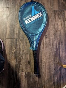 Pro Kennex Power Tennis racket