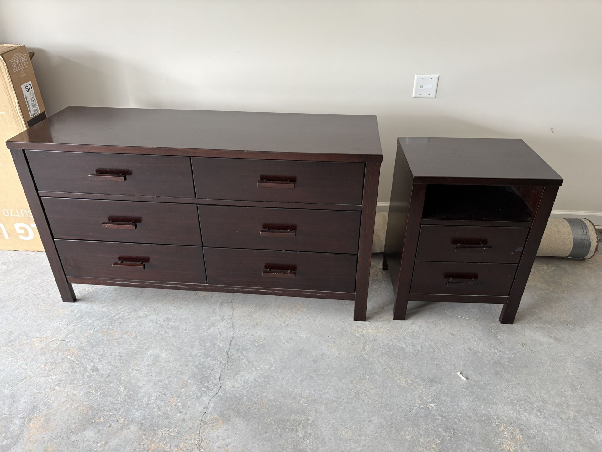 Bedroom Furniture and Full Size mirror 
