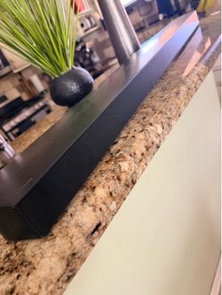 Samsung - HW-B650/ZA 3.1 Channel Soundbar with Wireless Subwoofer, Dolby 5.1 / DTS Virtual:X - Black