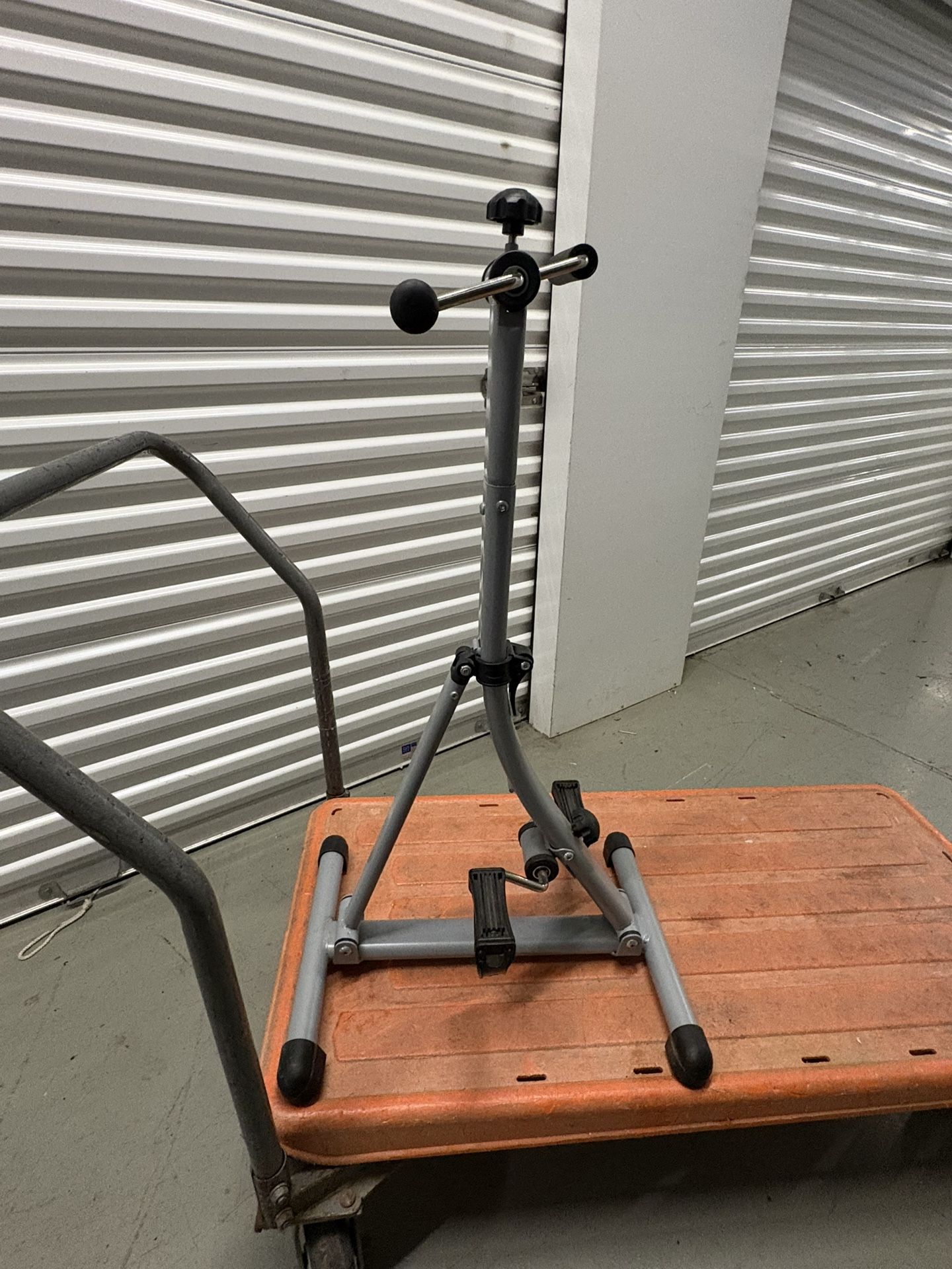 Standing-Up Exercise Bike