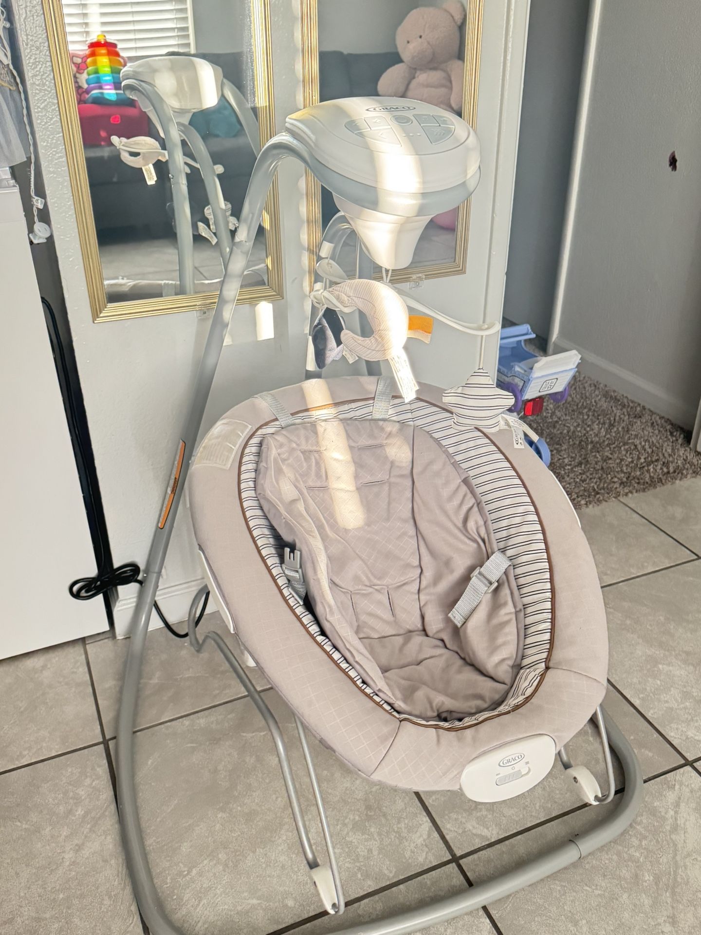Baby swing