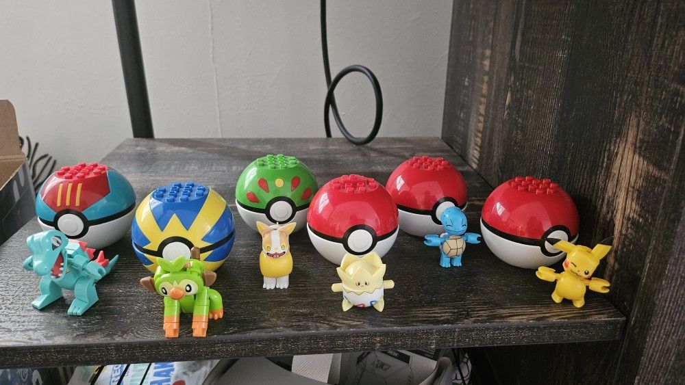 Mega Pokemon Ball Lego