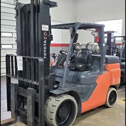 Forklift