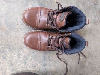 Kids Shoes Size 13.5