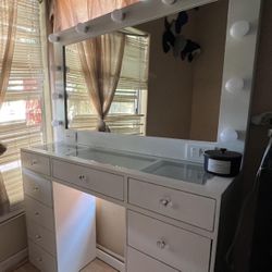 White Makeup Vanity