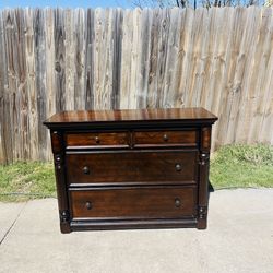 Dresser 50”W x 20”D x 37”H