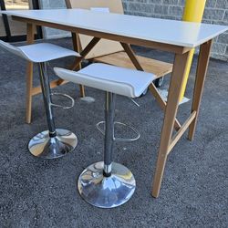 Ikea Bar Height Kitchen Table And Two Bar Stools 