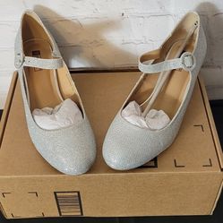 New Sparkle Silver Block Heel Pump Shoe Size 9