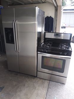 REFRIGERATOR AND RANGE
