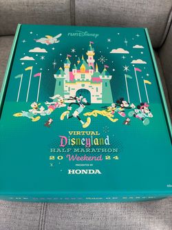 Disney half marathon race merchandise