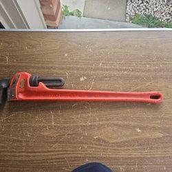 Ridge 24 In Pipe Wrench
