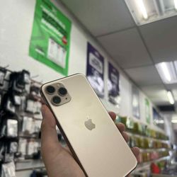 iPhone 11 Pro 256GB UNLOCKED 