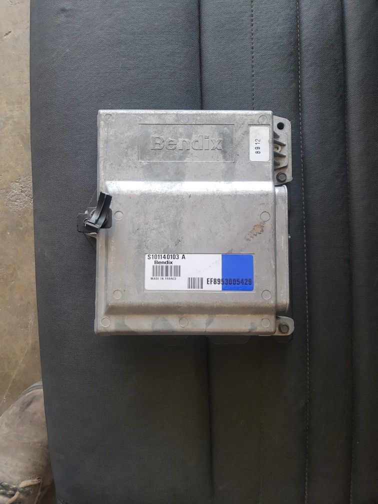 Jeep Cherokee Or Comanche 4.0 ECM ECU