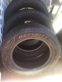 Llantas semi nuevas