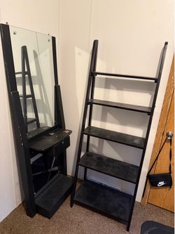 Mirror and stand for hairstylist, makeup artist, etc.