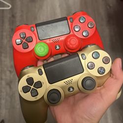 PS4 Controllers 