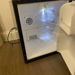 Koolantron 1.7cu Fridge