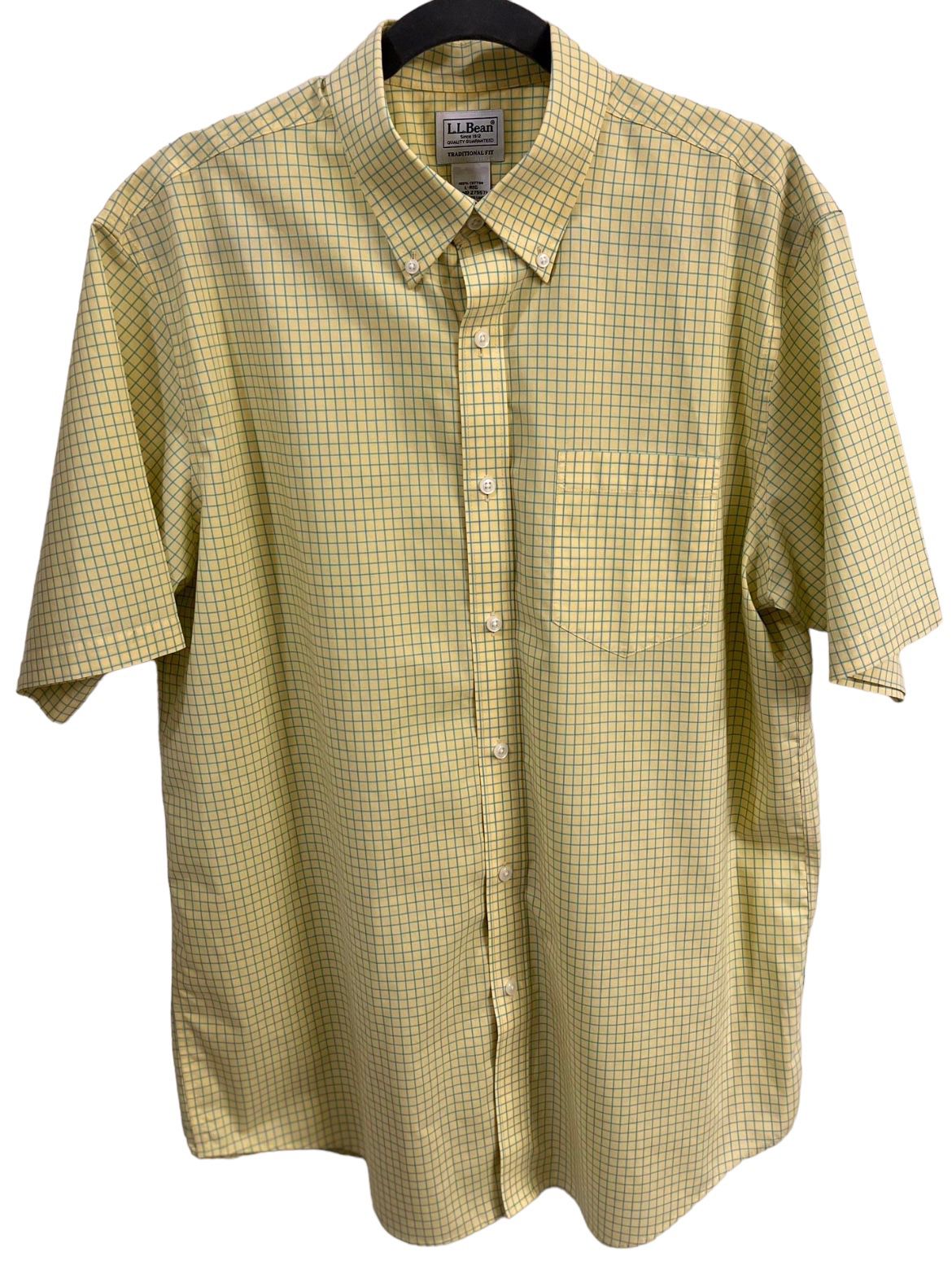 L.L.Bean Men's Short Sleeve Button Up Large Shirt Dress Shirt Business Casual