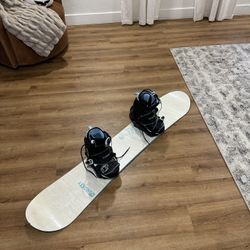 Roxy Snowboard And Matching Boots