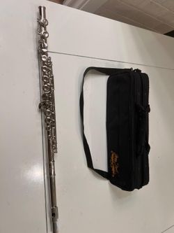 Flute with case(unknown condition)