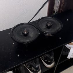 Black , 6.5